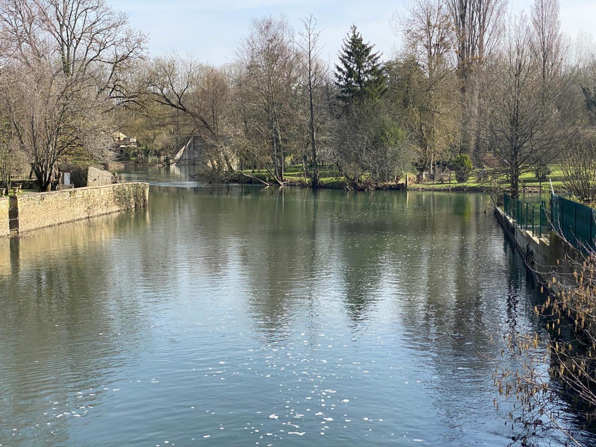 Logis Hotel Le Saint Georges Vivonne Zewnętrze zdjęcie