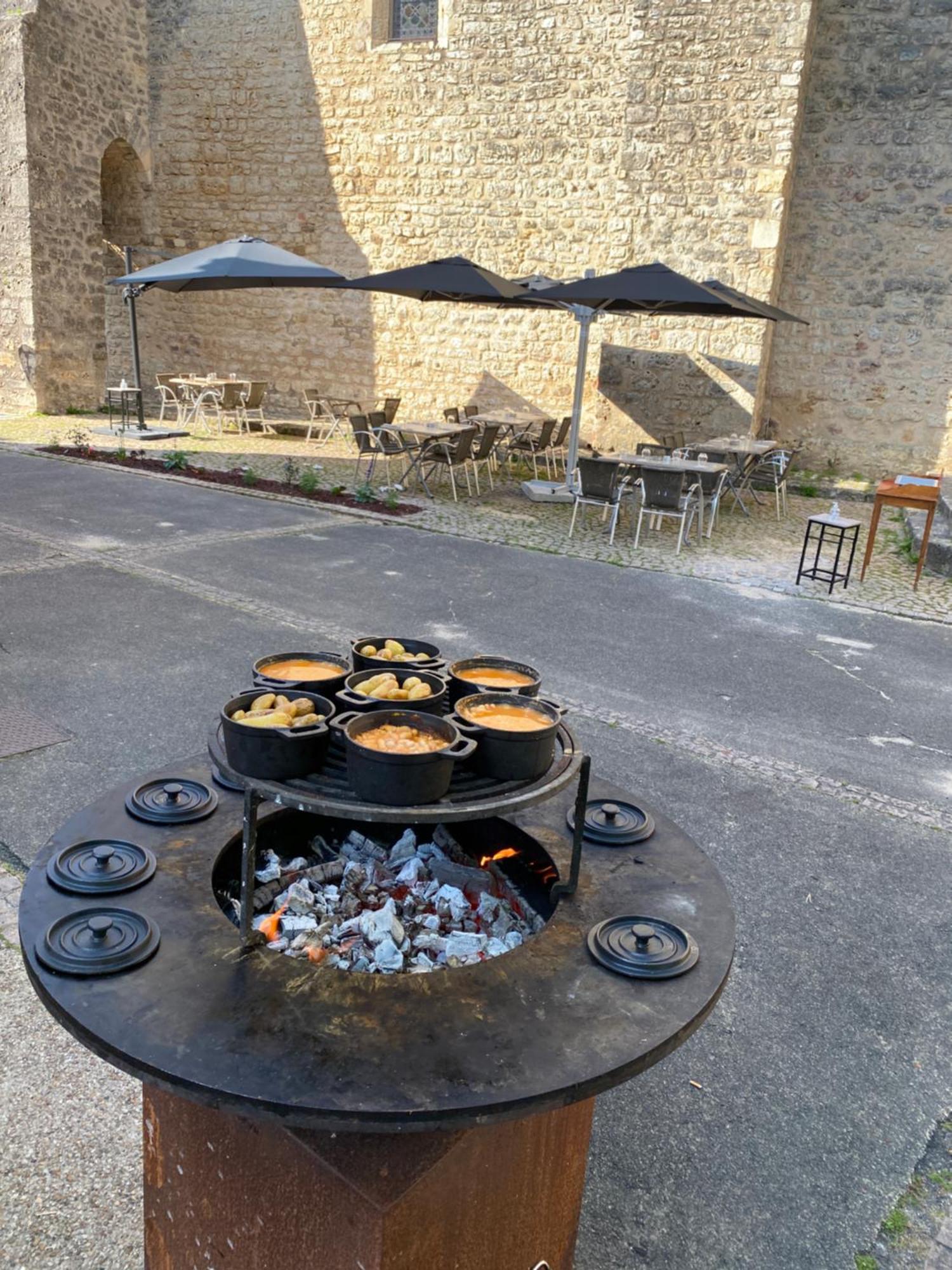Logis Hotel Le Saint Georges Vivonne Zewnętrze zdjęcie