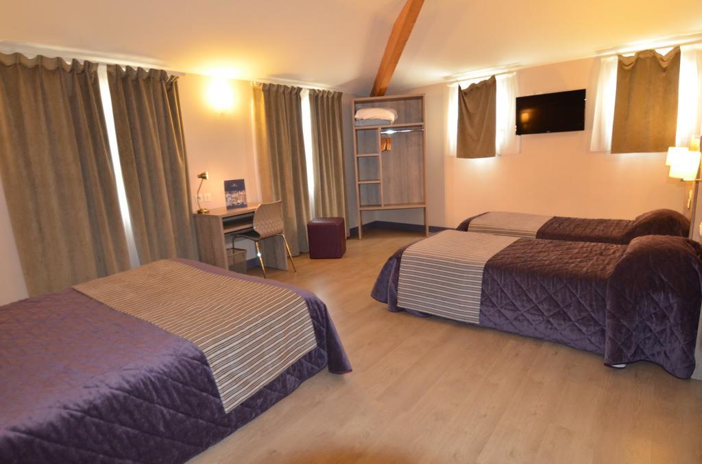 Logis Hotel Le Saint Georges Vivonne Zewnętrze zdjęcie